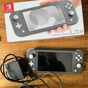 Nintendo Switch Lite